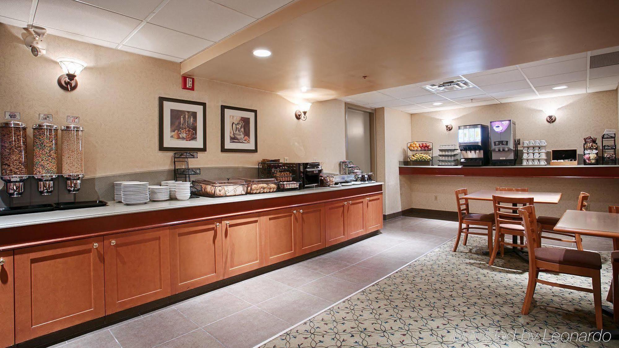 Best Western Plus Calgary Centre Inn Eksteriør bilde
